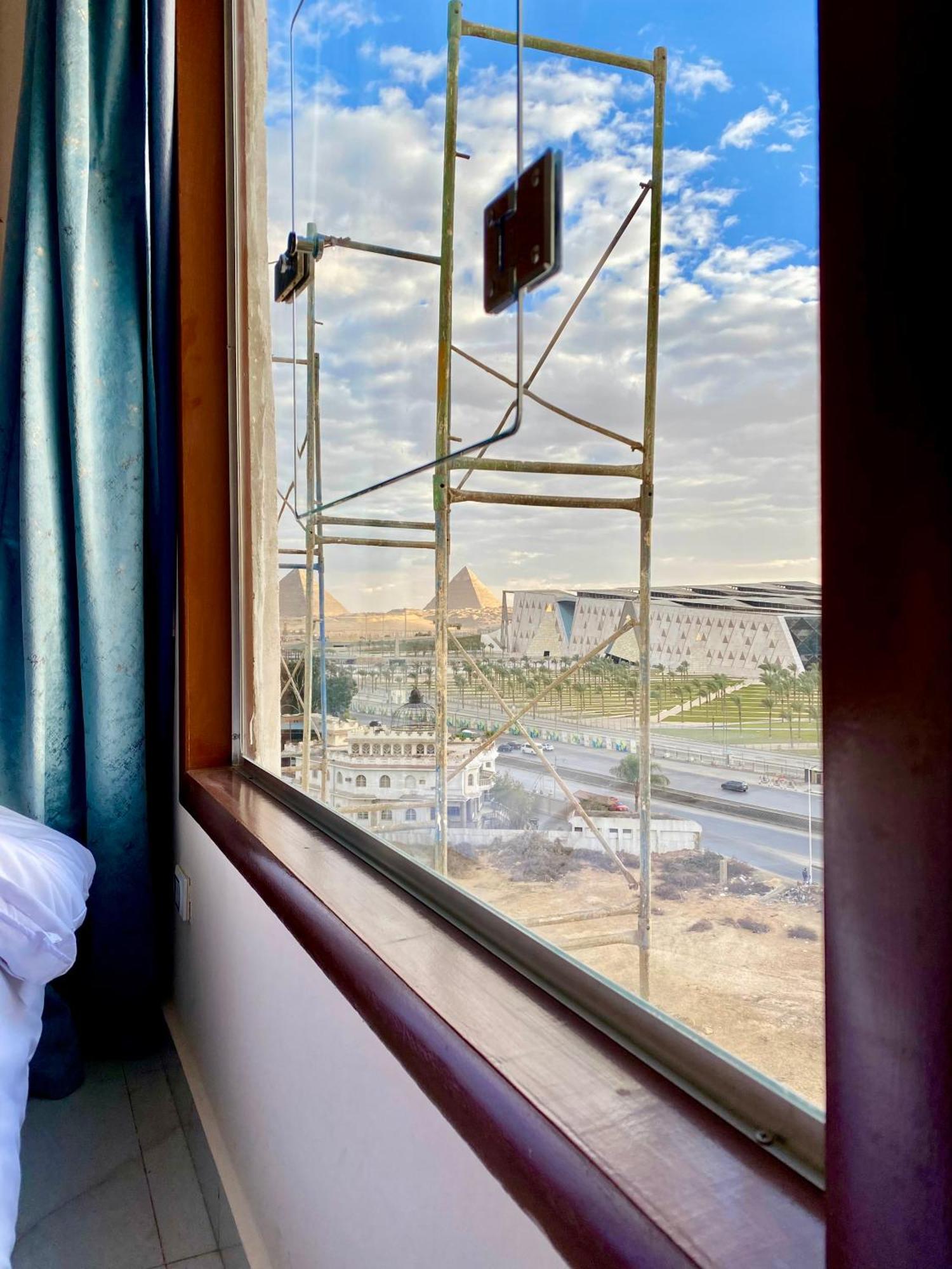 Pyramuse Inn Nazlet el Simman Bagian luar foto