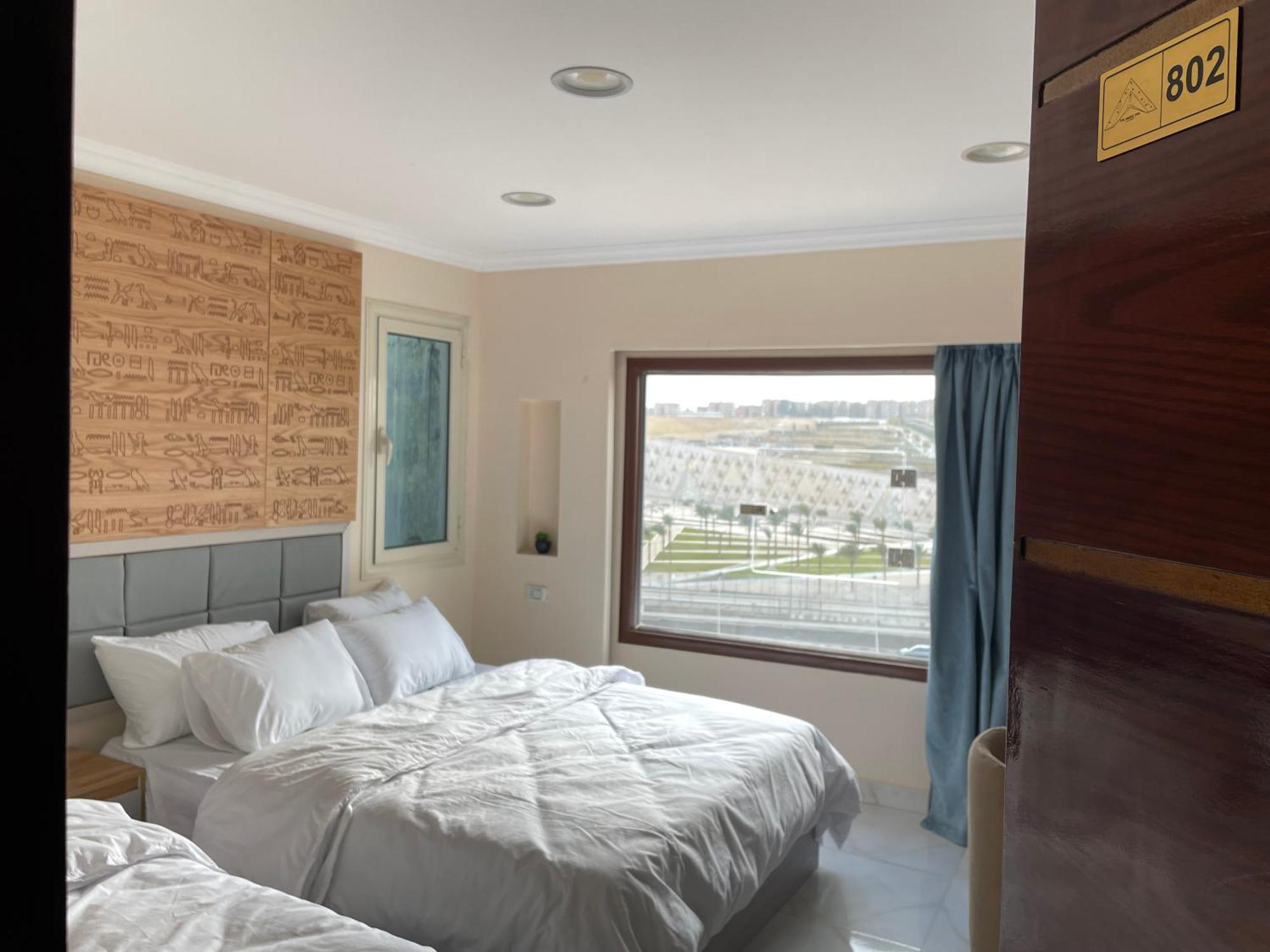 Pyramuse Inn Nazlet el Simman Bagian luar foto